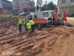 成功组织汛期避险转移群众127户313